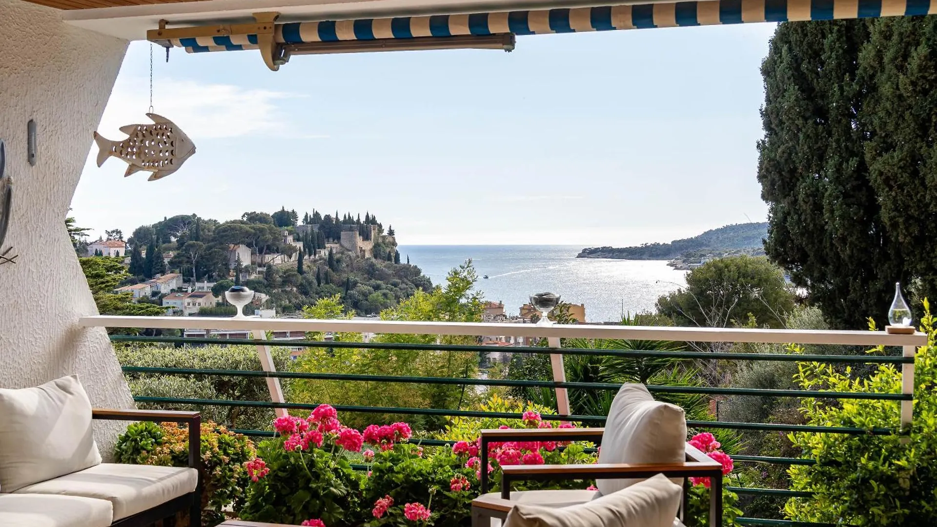 Hesperides Par Dodo A Cassis Apartment 0*,  France